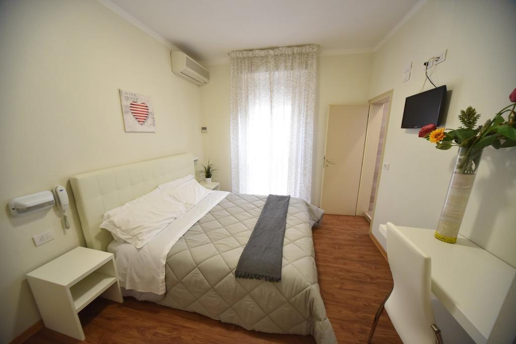 Hotel Villa Edda Riccione Exterior foto